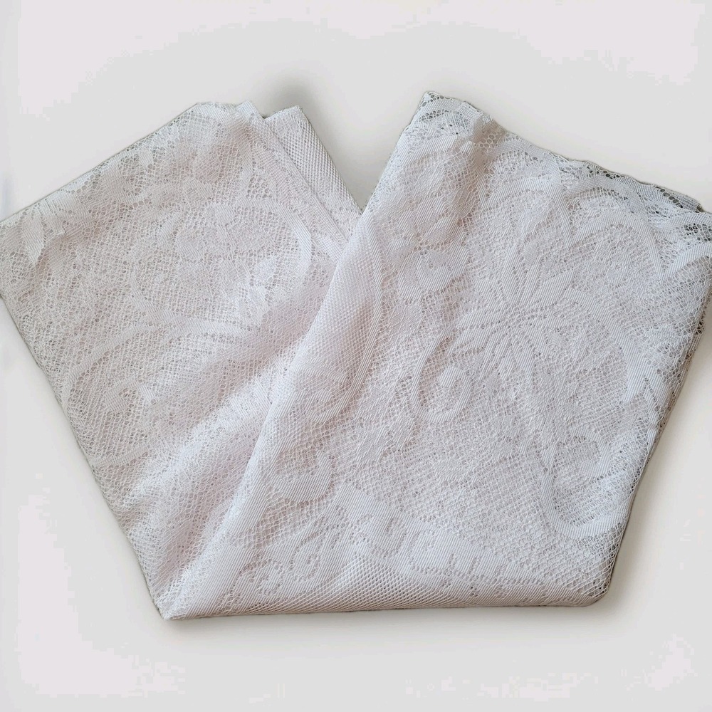 Vintage White Lace Tablecloth Nativity Christmas Christ Jesus‎ Cottagecore 60x80
